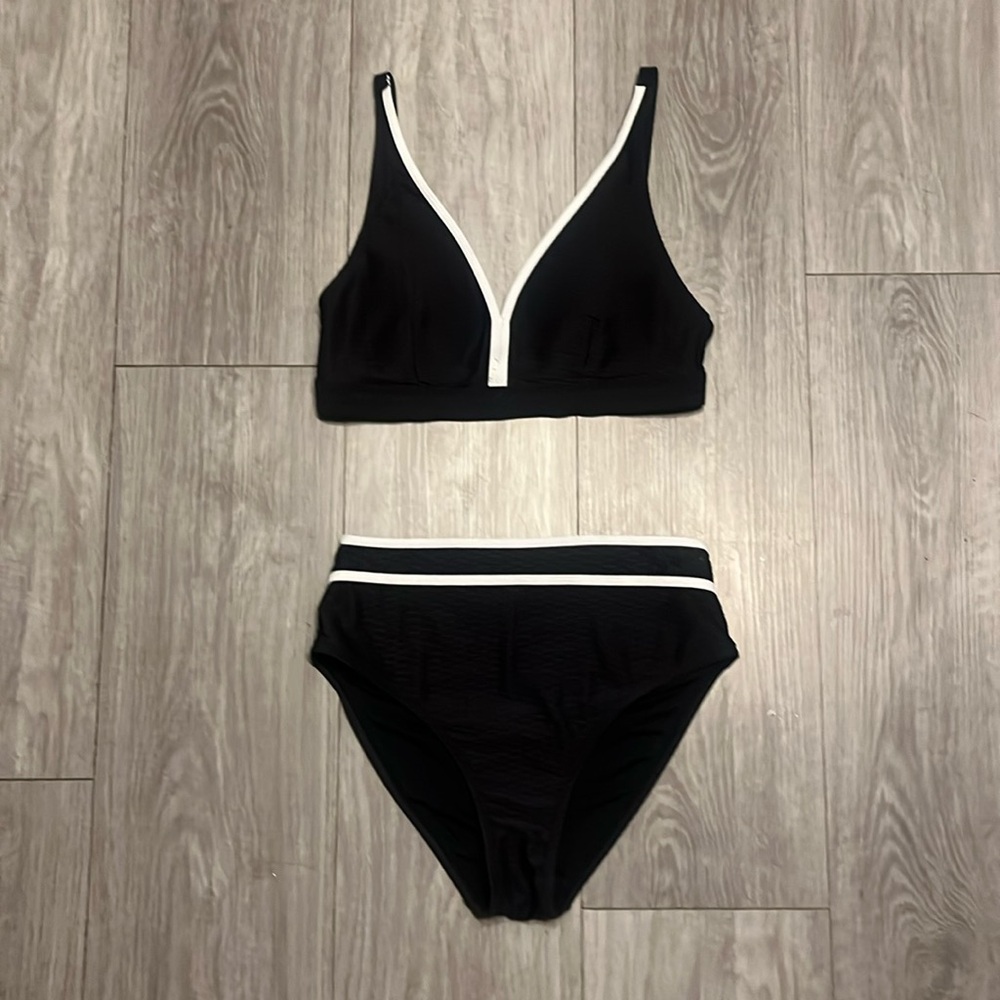 Niptuck 2 piece bikini set